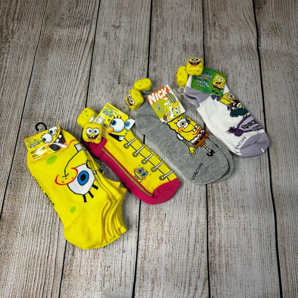 NWT Nickelodeon SpongeBob SquarePants Ankle Socks with Pompom Set (8 pairs)
